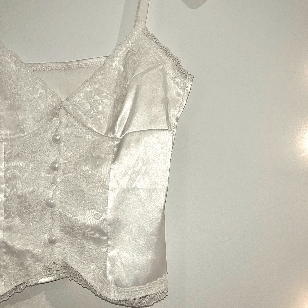 Sea-Shell White Silk Tank with Pink Jean Joggers